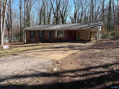 9527 Hemlock Dr Se, Huntsville, AL, 35803-1160 | Card Image