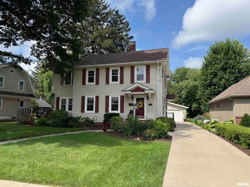 1668 N Cherry St, Galesburg, IL, 61401-1823 | Card Image