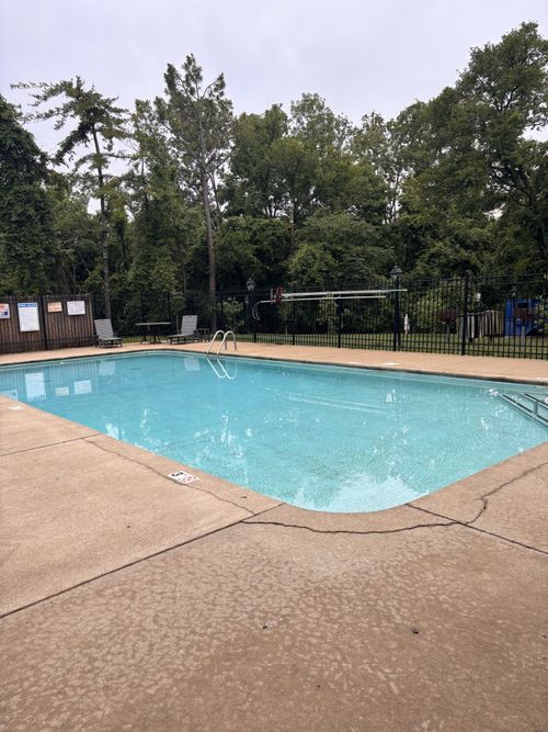 j47-420 Walton Ln, Madison, TN, 37115-5370 | Card Image