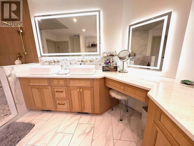 2105 Foothill Dr, Home with 5 bedrooms, 3 bathrooms and null parking in Thunder Bay ON | Image 24