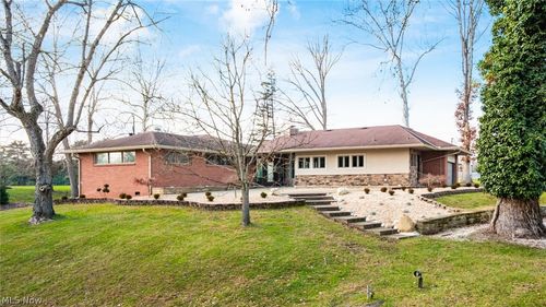 2835 West Dr, Zanesville, OH, 43701-1466 | Card Image