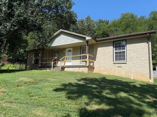 1876 Mimi Rd, CLARKSVILLE, TN, 37040-7019 | Card Image
