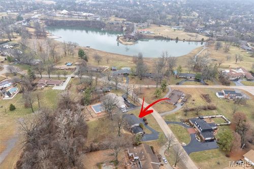 11584 New London Dr, Saint Louis, MO, 63141-8345 | Card Image