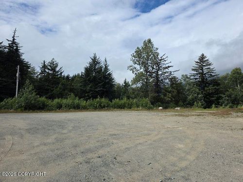 8 3rd Ave, Haines, AK, 99827 | Card Image
