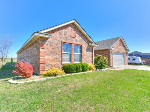 2165 County Road 1226, Tuttle, OK, 73089-9761 | Card Image