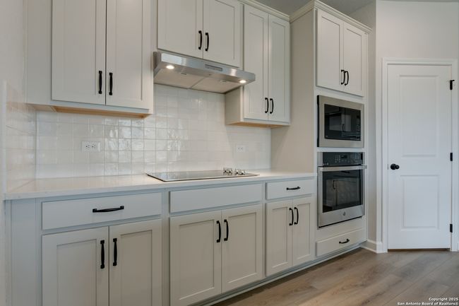 12841 Hill Plains Dr, House other with 4 bedrooms, 3 bathrooms and null parking in Schertz TX | Image 13