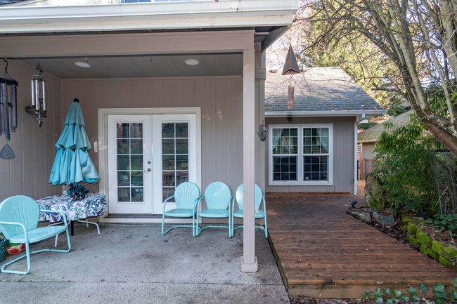 Patio | Image 23