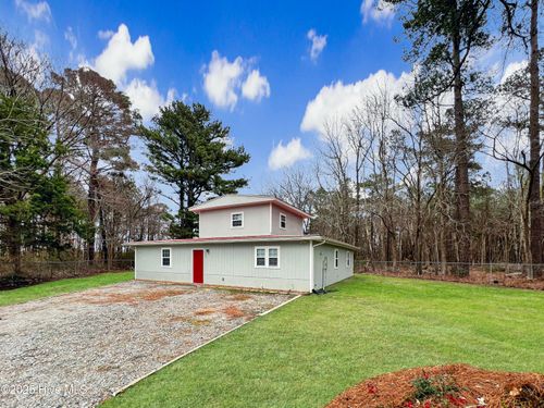 401 White Oak Dr, Edenton, NC, 27932-9079 | Card Image