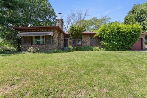 1895 Fairview Ave N, Falcon Heights, MN, 55113-5531 | Card Image