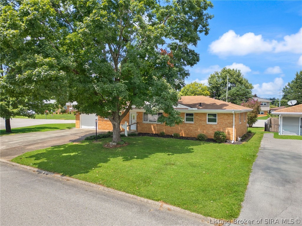 Residential in New Albany 3