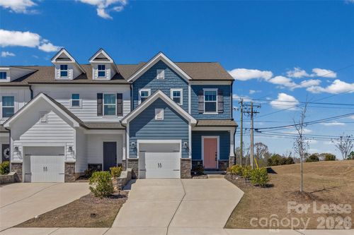 512 Station St, Clover, SC, 29710-4077 | Card Image