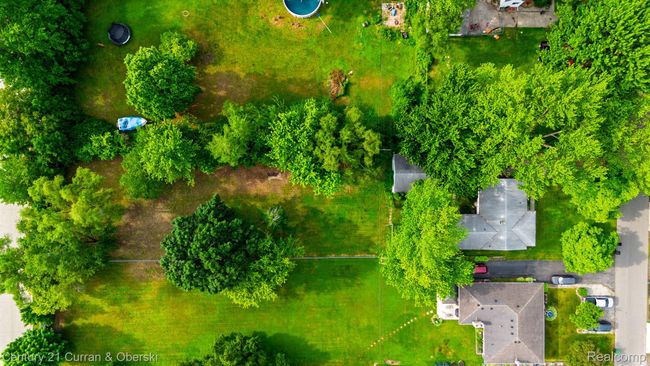 6-web-or-mls-10756 Oak St Aerial (7 of 11).jpg | Image 27