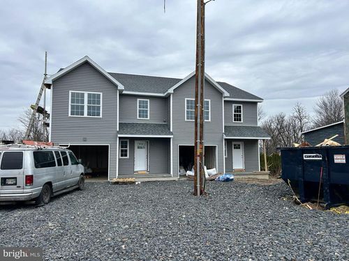1336 Seneca St, POTTSVILLE, PA, 17901-1015 | Card Image