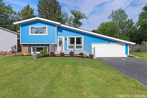 6312 Londonderry Dr, Cary, IL, 60013-1251 | Card Image