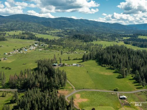 794 Pleasant Valley Rd, Clearwater, ID, 83552-5029 | Card Image