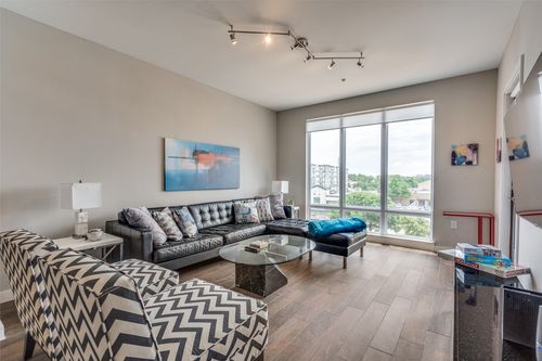 apt-408-5609 Smu Blvd, Dallas, TX, 75206-5099 | Card Image