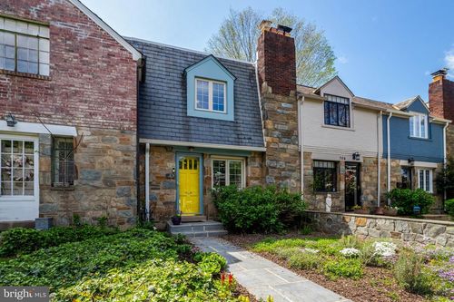 708 Devon Pl, Alexandria, VA, 22314-1213 | Card Image