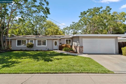 3249 Claudia Dr, Concord, CA, 94519-2132 | Card Image