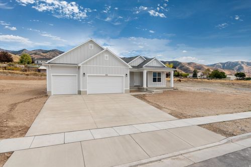179-444 N 960 E, Smithfield, UT, 84335 | Card Image