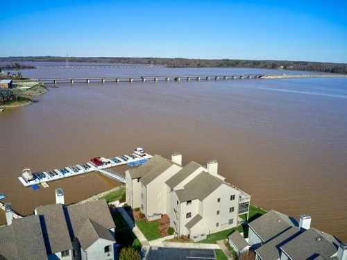 52-52 East St, Clarksville, VA, 23927 | Card Image