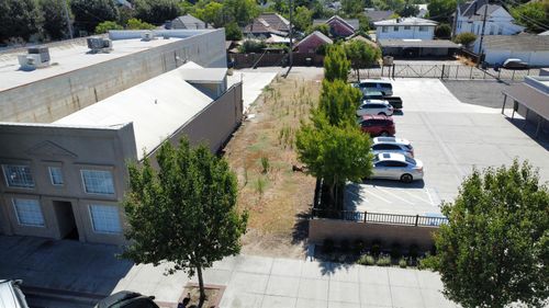1243 Main St, Newman, CA, 95360-1324 | Card Image