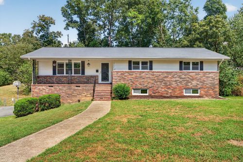 2103 King Court Ln, Chattanooga, TN, 37421-3328 | Card Image