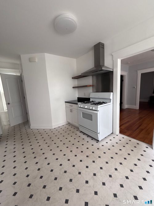 1-86 Hinman Street, West Haven, CT, 06516 | Card Image