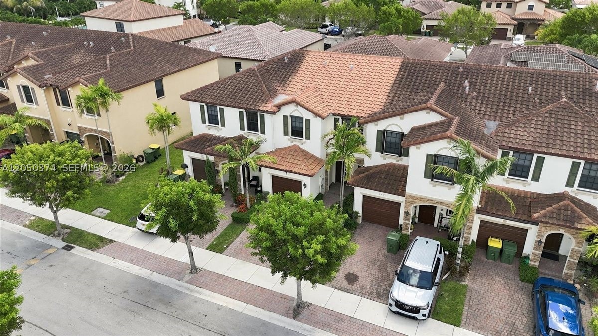 Residential in Homestead 3