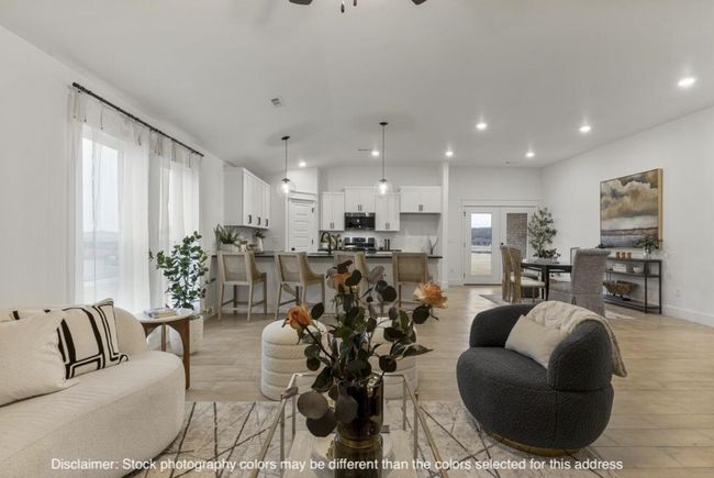 Living Area | Image 5