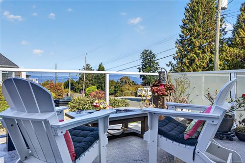 853 Glenhale Cres, Parksville, BC, V9P1Z8 | Card Image