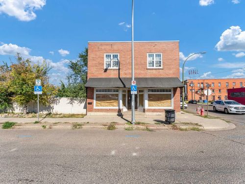 339 N Railway St Se, Medicine Hat, AB, T1A2Z1 | Card Image