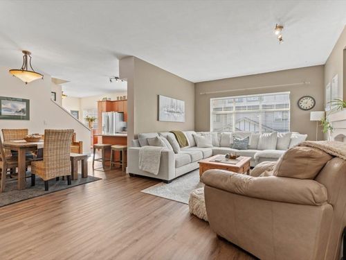 {{alt}} | Card Image