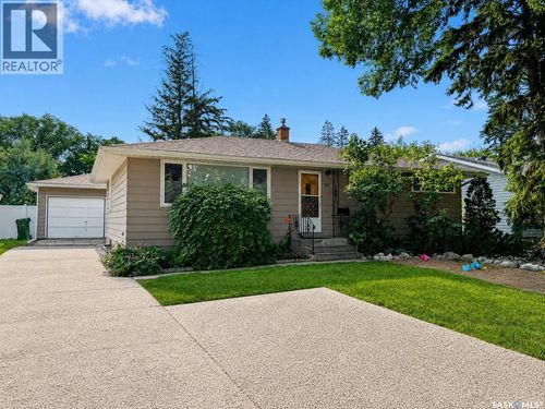 85 Bobolink Bay, Regina, SK, S4S4K2 | Card Image