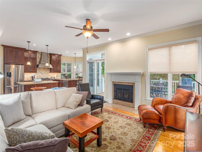 1 Hickory Rdg, House other with 4 bedrooms, 5 bathrooms and null parking in Fletcher NC | Image 9
