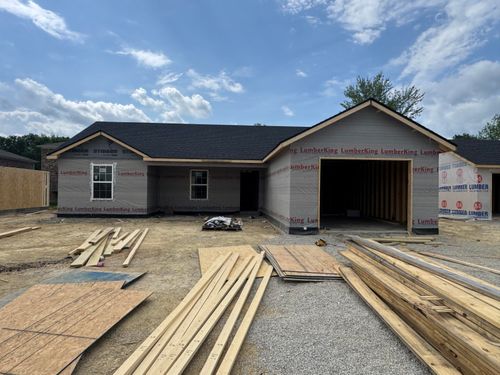 112 Bow Bridge Drive, Berea, KY, 40403 | Card Image