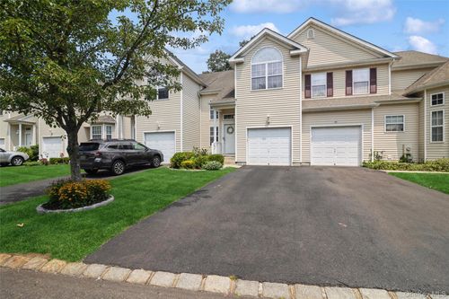 34 Cranberry Circle, Brookhaven, NY, 11763 | Card Image
