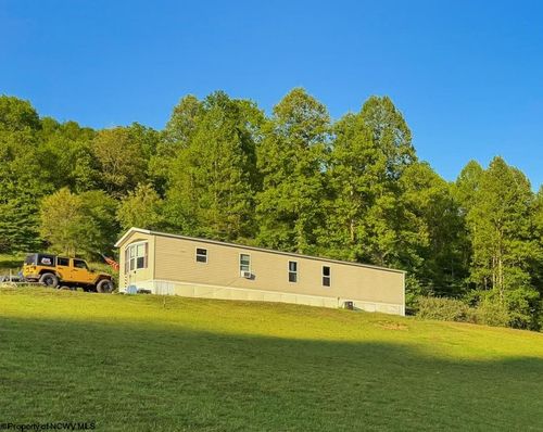 654 Toms Run Road, Roanoke, WV, 26447 | Card Image