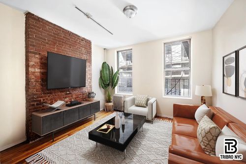 3d-305 E 105th St, New York, NY, 10029-5016 | Card Image