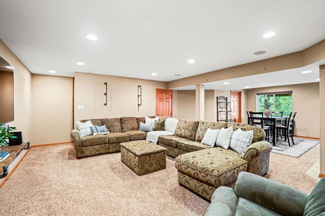 423 Parkview Drive, House other with 3 bedrooms, 3 bathrooms and null parking in Johnson Creek WI | Image 29
