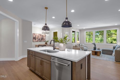 964 Double Helix Rd, Apex, NC, 27523-6804 | Card Image