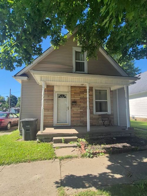 521 W 21st St, Connersville, IN, 47331-2301 | Card Image