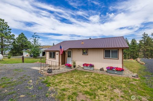 270 Ridge Loop Rd, Cle Elum, WA, 98922-8901 | Card Image