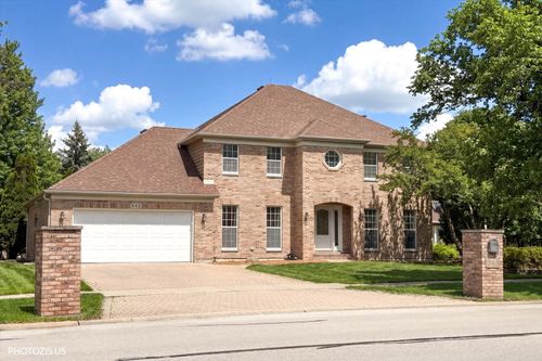 943 Bailey Rd, Naperville, IL, 60565-4127 | Card Image