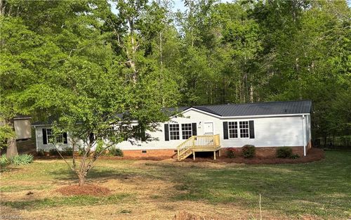 158 Poplar Ln, Ruffin, NC, 27326-8814 | Card Image