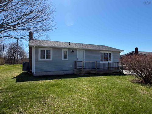 171 Centennial Ave, Lunenburg, NS, B0J2C0 | Card Image