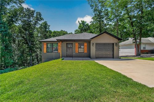 9 Pawle Dr, Bella Vista, AR, 72714-2817 | Card Image