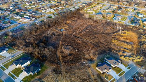 000 Se Saturn Dr, Topeka, KS, 66605 | Card Image