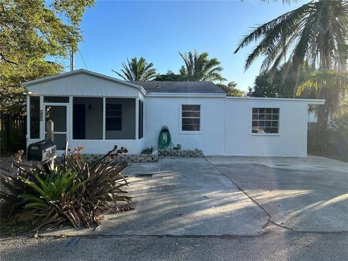 132 E Central Blvd, Lantana, FL, 33462-4604 | Card Image