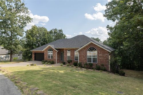 7 Stratfield Ln, Bella Vista, AR, 72714-5743 | Card Image