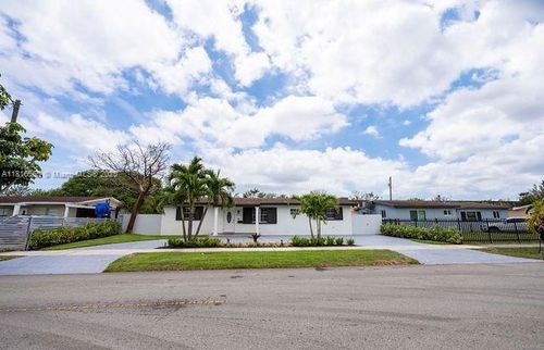 1330 North Dr, Miami, FL, 33179-3545 | Card Image